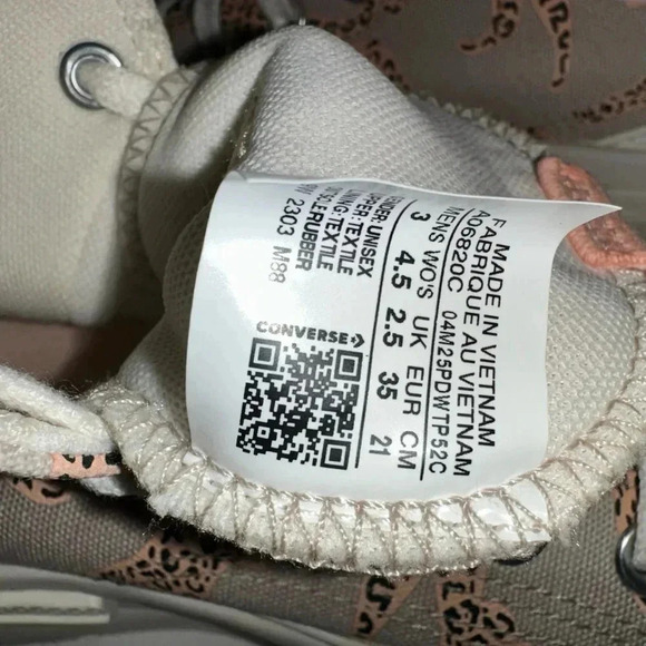 Converse Run Star Legacy CX Platform Cheetah Size 4.5 Kids / 6-6.5 Women’s - Picture 16 of 16